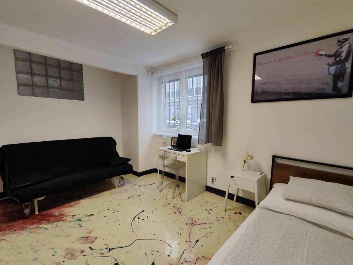 Vibe House Prague Apartment ภายนอก รูปภาพ