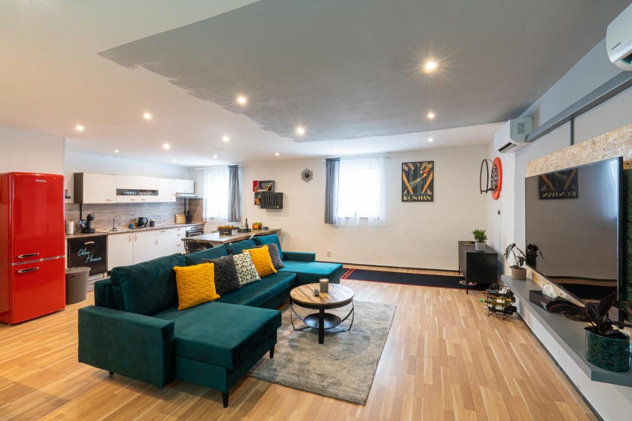 Vibe House Prague Apartment ภายนอก รูปภาพ