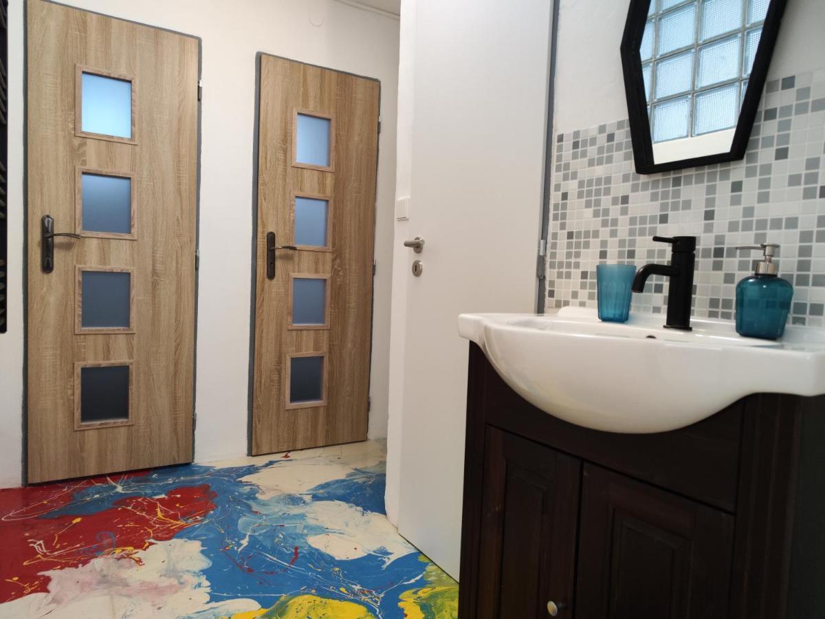 Vibe House Prague Apartment ภายนอก รูปภาพ