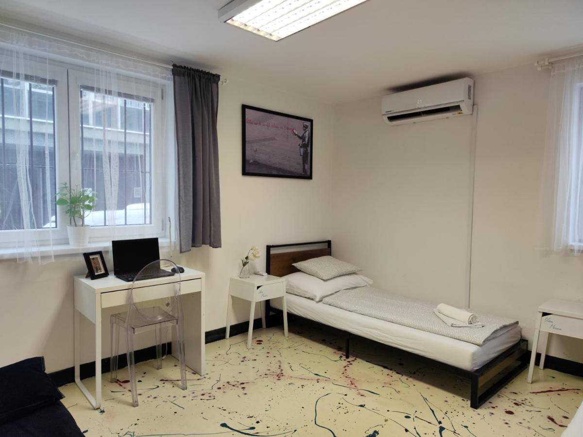 Vibe House Prague Apartment ภายนอก รูปภาพ
